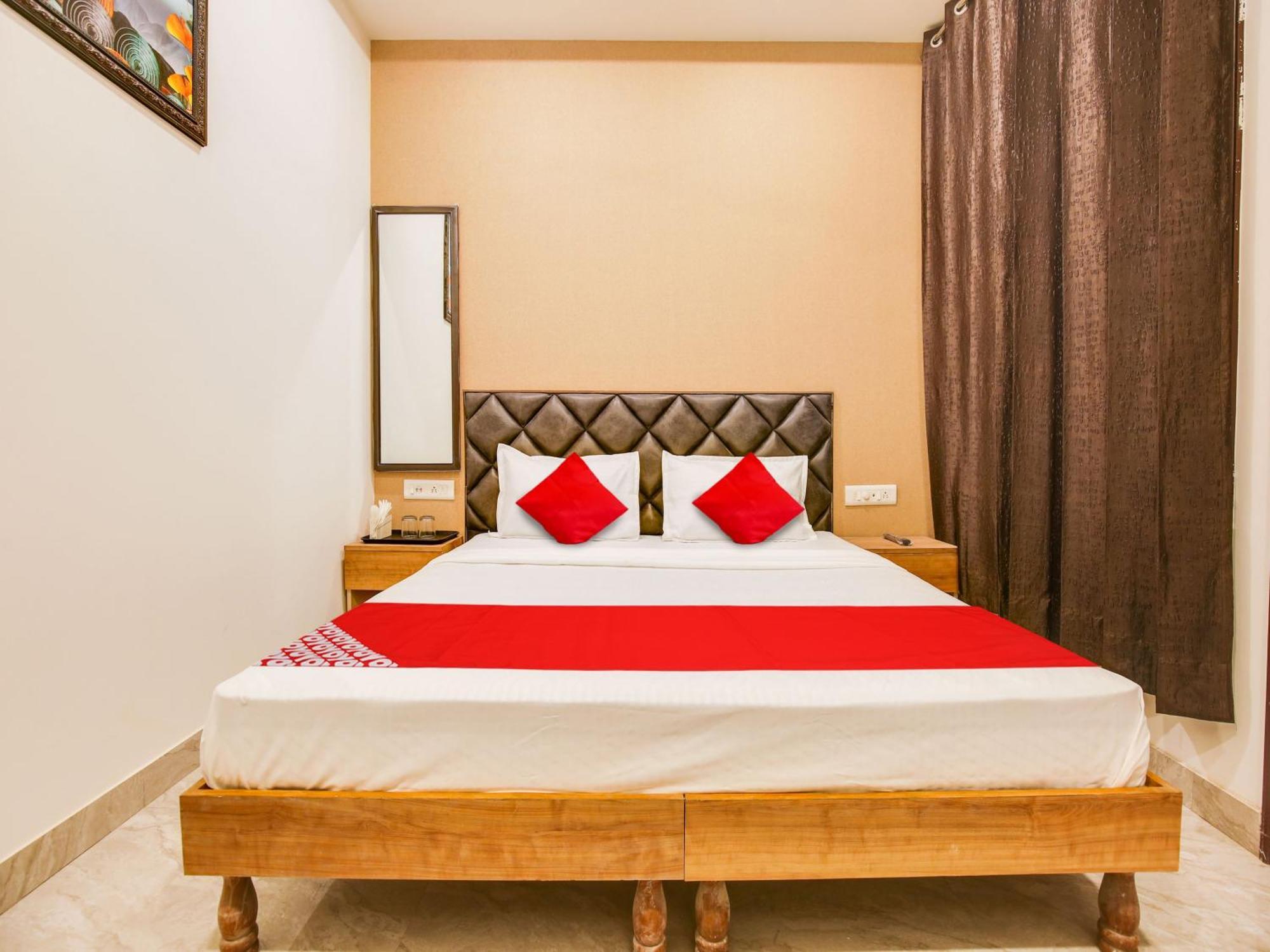 Hotel O Baran Classic Лудяна Екстериор снимка