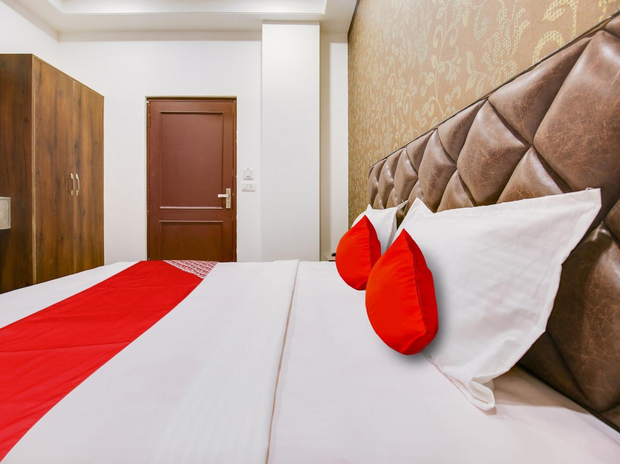 Hotel O Baran Classic Лудяна Екстериор снимка