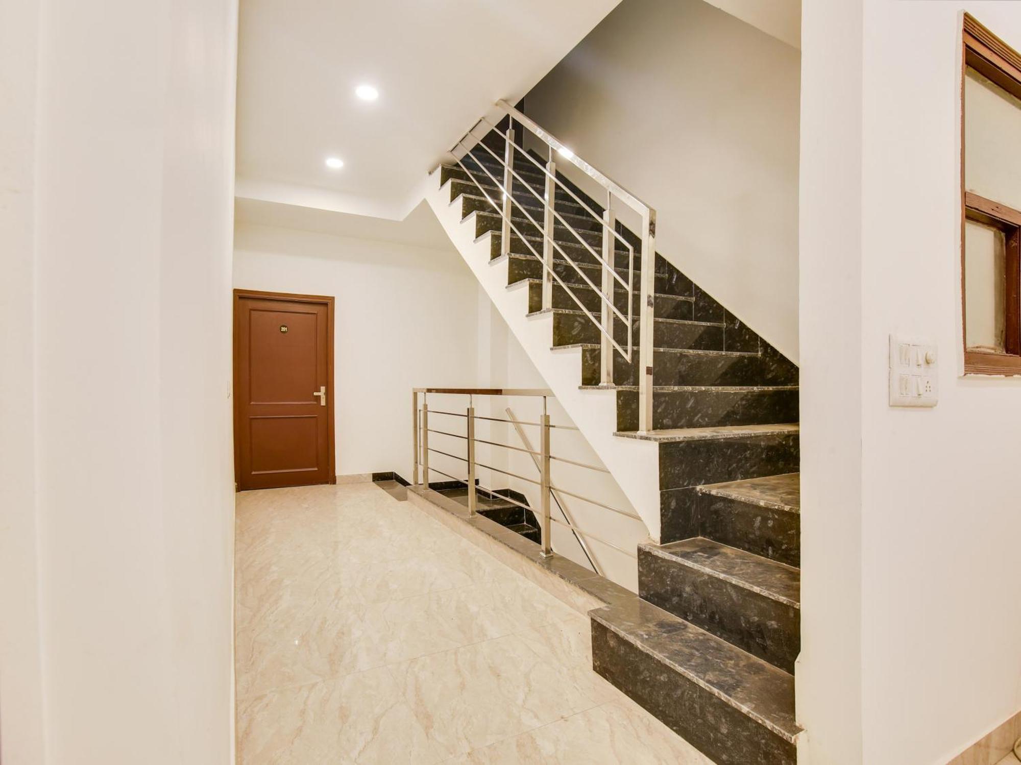 Hotel O Baran Classic Лудяна Екстериор снимка